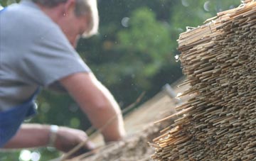 professional Oakamoor thatchers